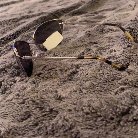 Prada sunglasses - Picture 6 of 6